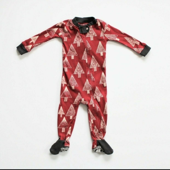 Burt's Bees footed onepiece sleeper with tree print - Picture 1 of 3